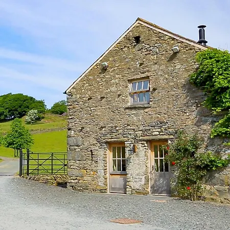 Holiday home Mungeon Barn - Uk30125 Backbarrow